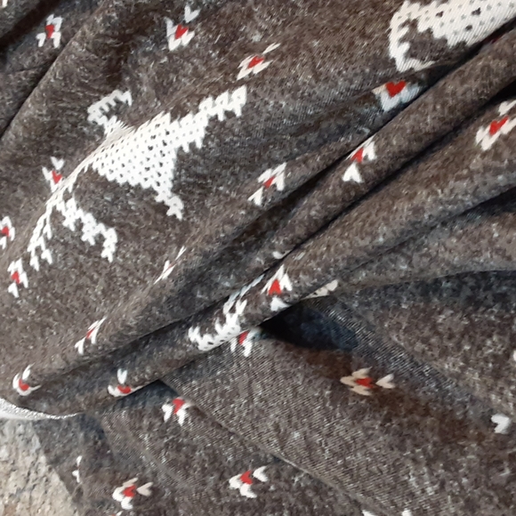 Sz (16/18) Super Soft Reindeer Gray Red White Pajama Set - Picture 9 of 12